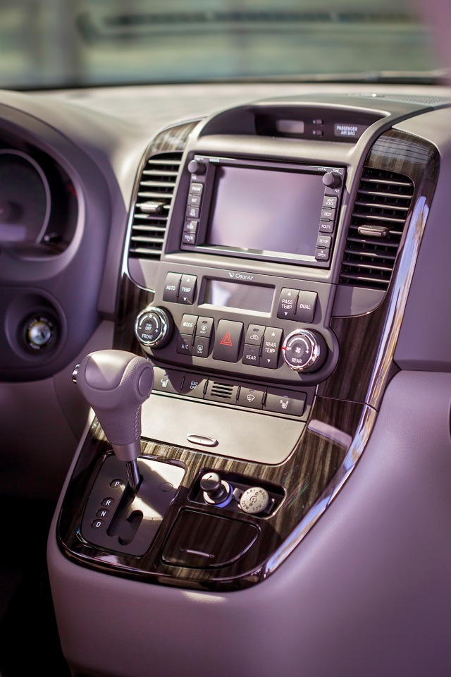 Kia Carnival / Sedona photo 18