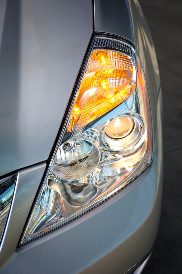 Kia Carnival / Sedona photo 7