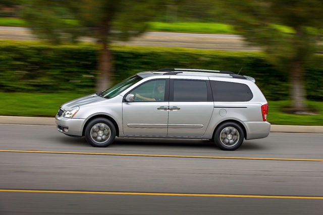 Kia Carnival / Sedona photo 10