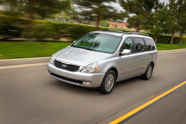Kia Carnival / Sedona photo 11