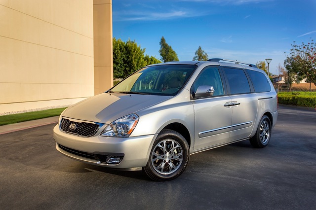 Kia Carnival / Sedona photo 13