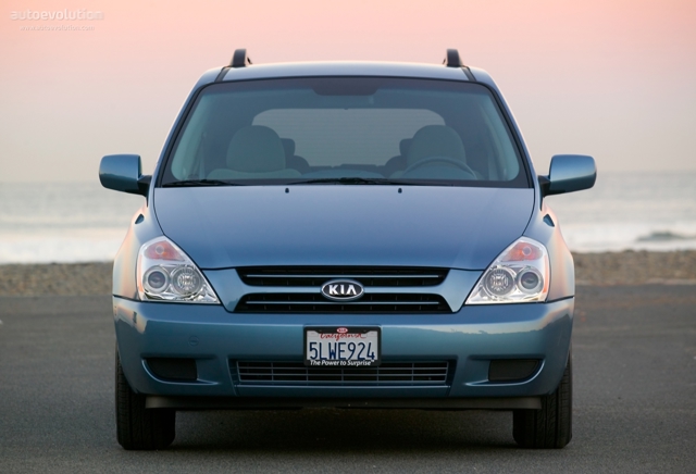 Kia Carnival / Sedona photo 4