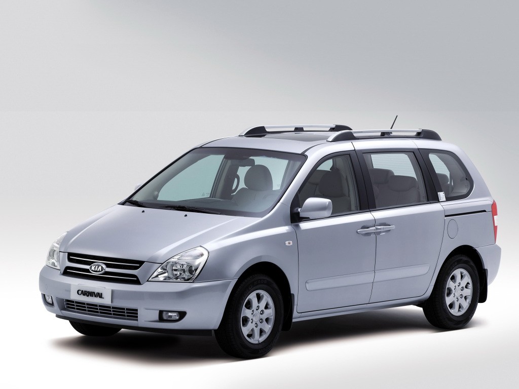 Kia Carnival / Sedona photo 12