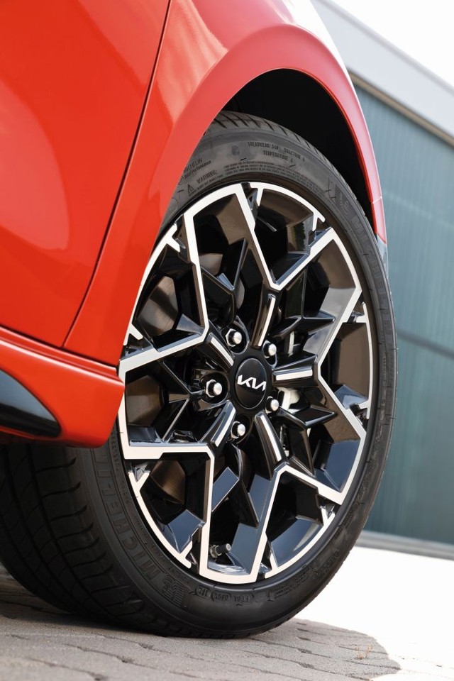 Kia Ceed photo 7