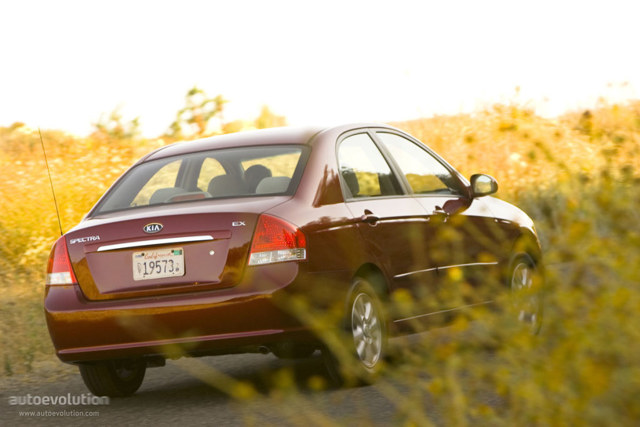 Kia Cerato / Spectra photo 5
