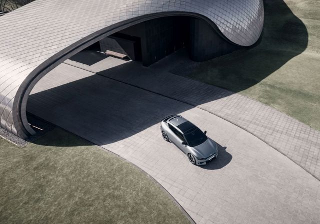 Kia Ev6 photo 12