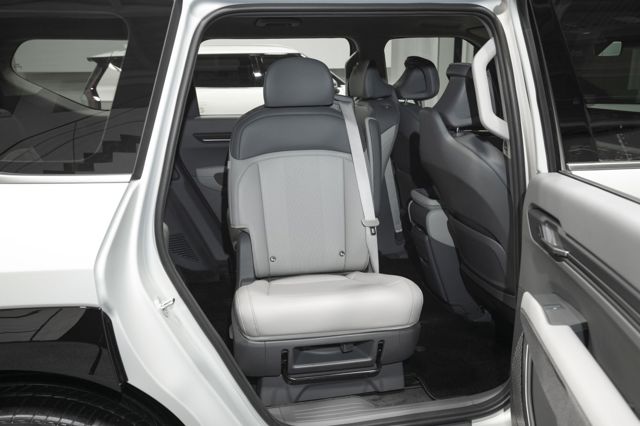 Kia Ev9 photo 20