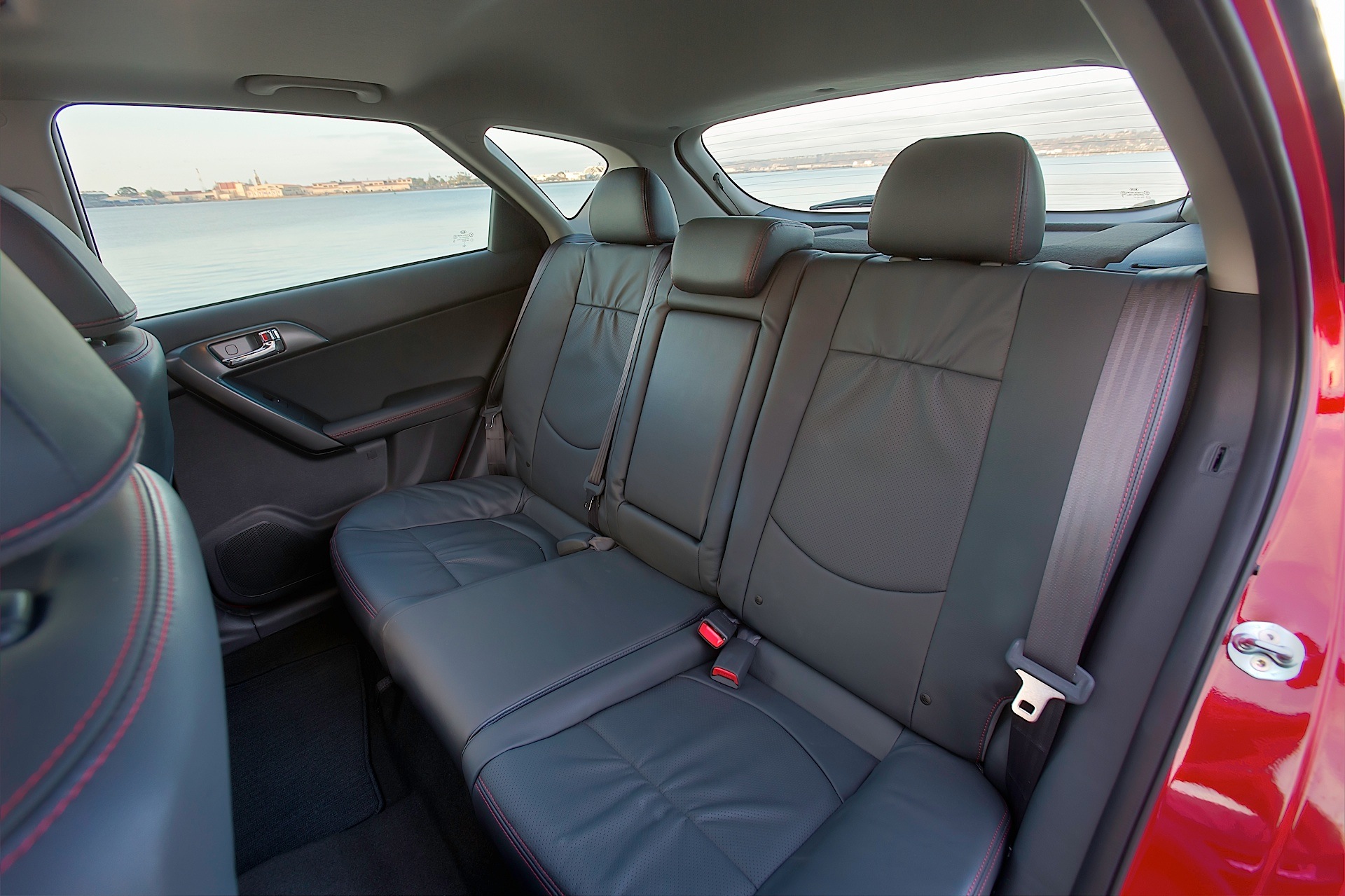 Kia Forte 5 Door photo 9