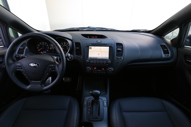 Kia Forte 5 Door Foto 17