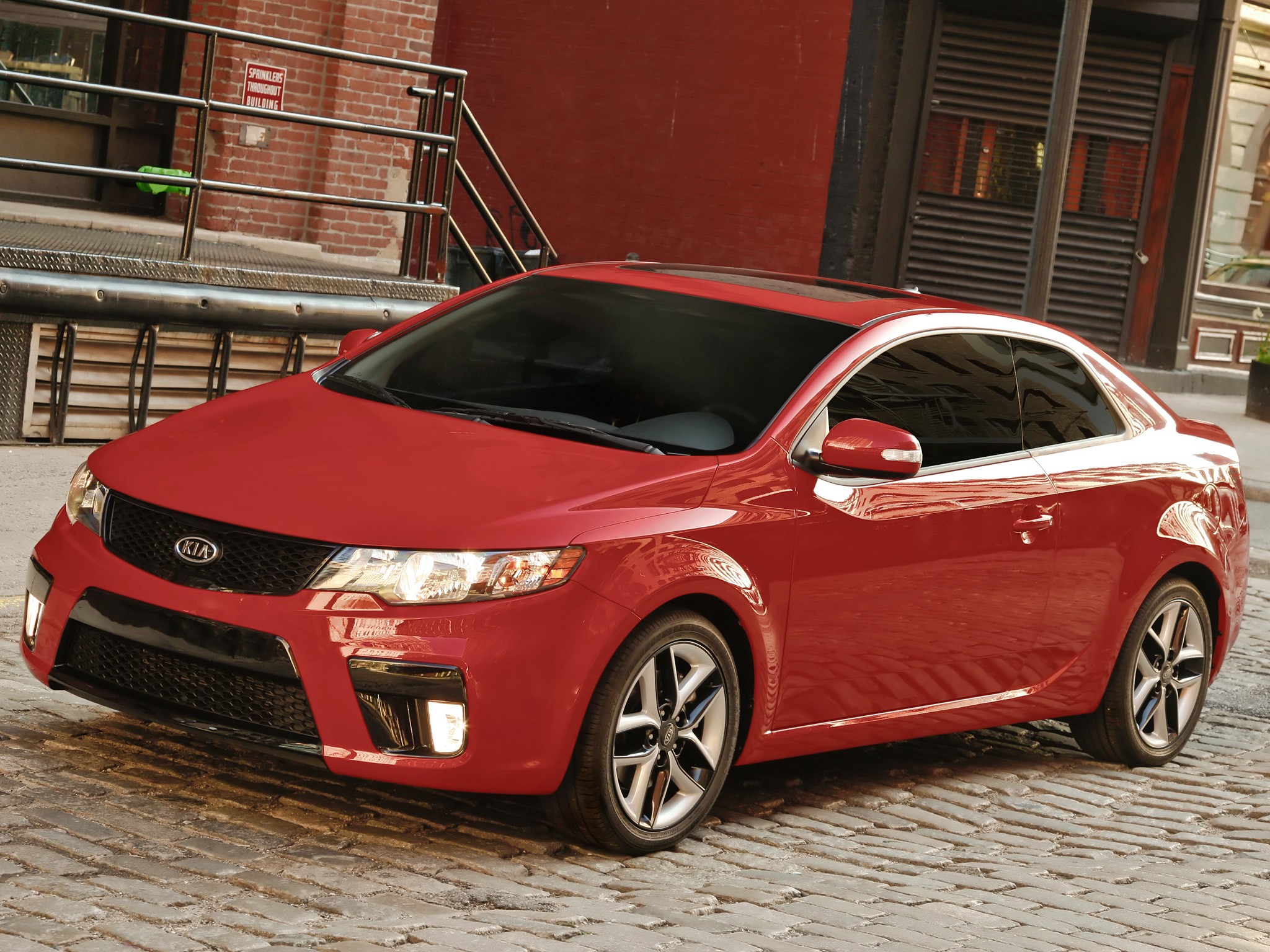 Kia Forte Koup photo 13