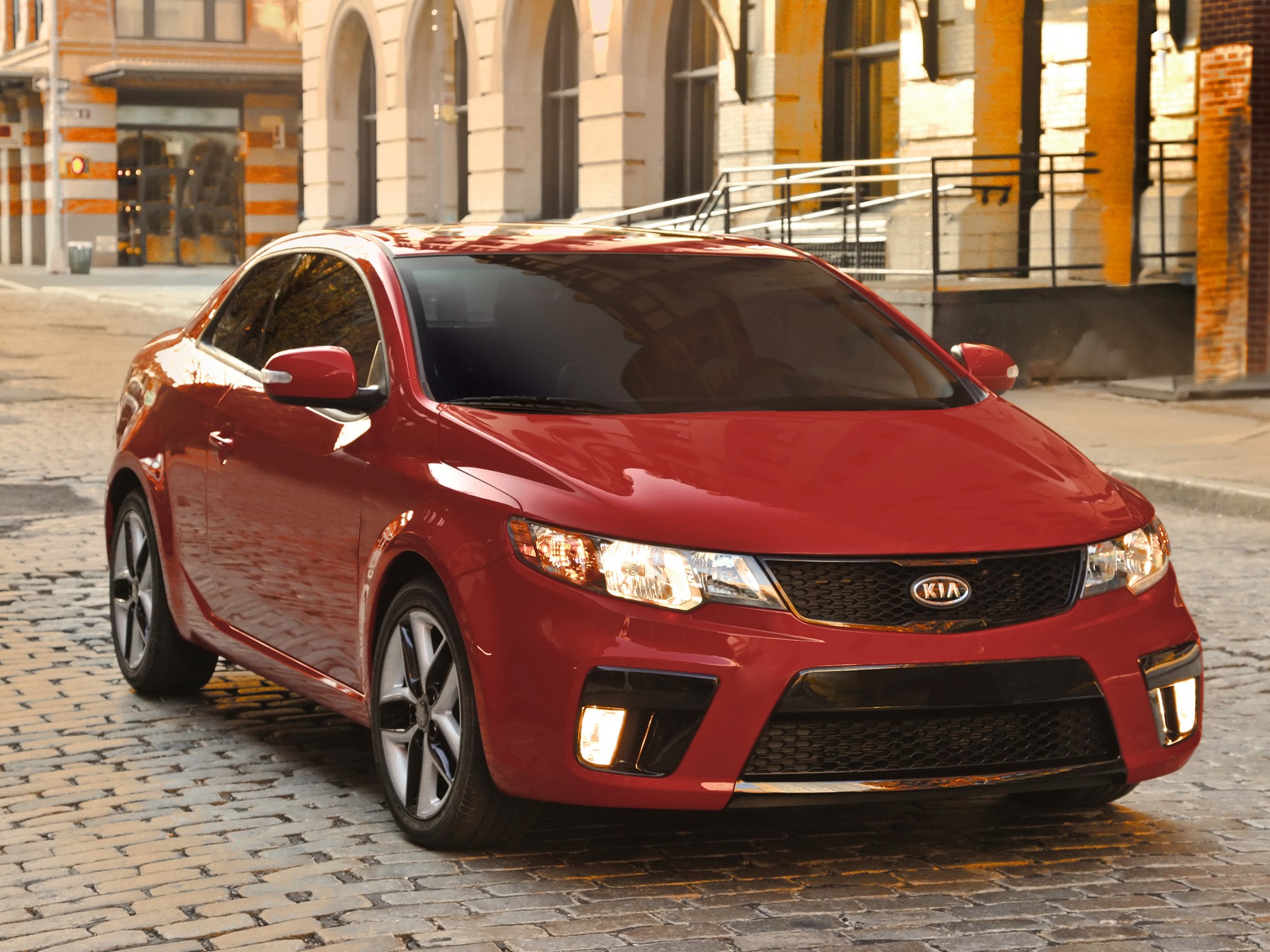 Kia Forte Koup photo 15