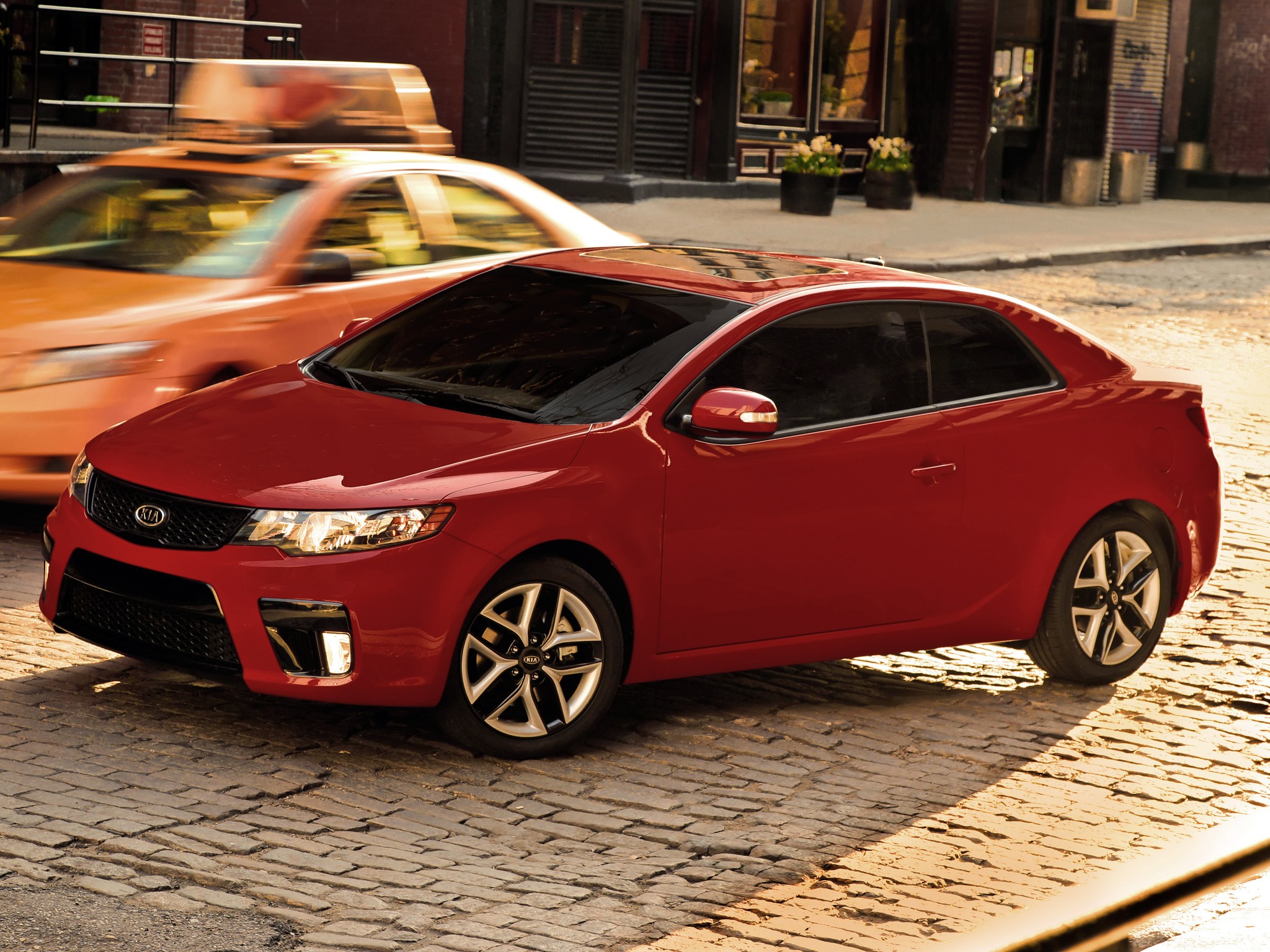 Kia Forte Koup photo 17