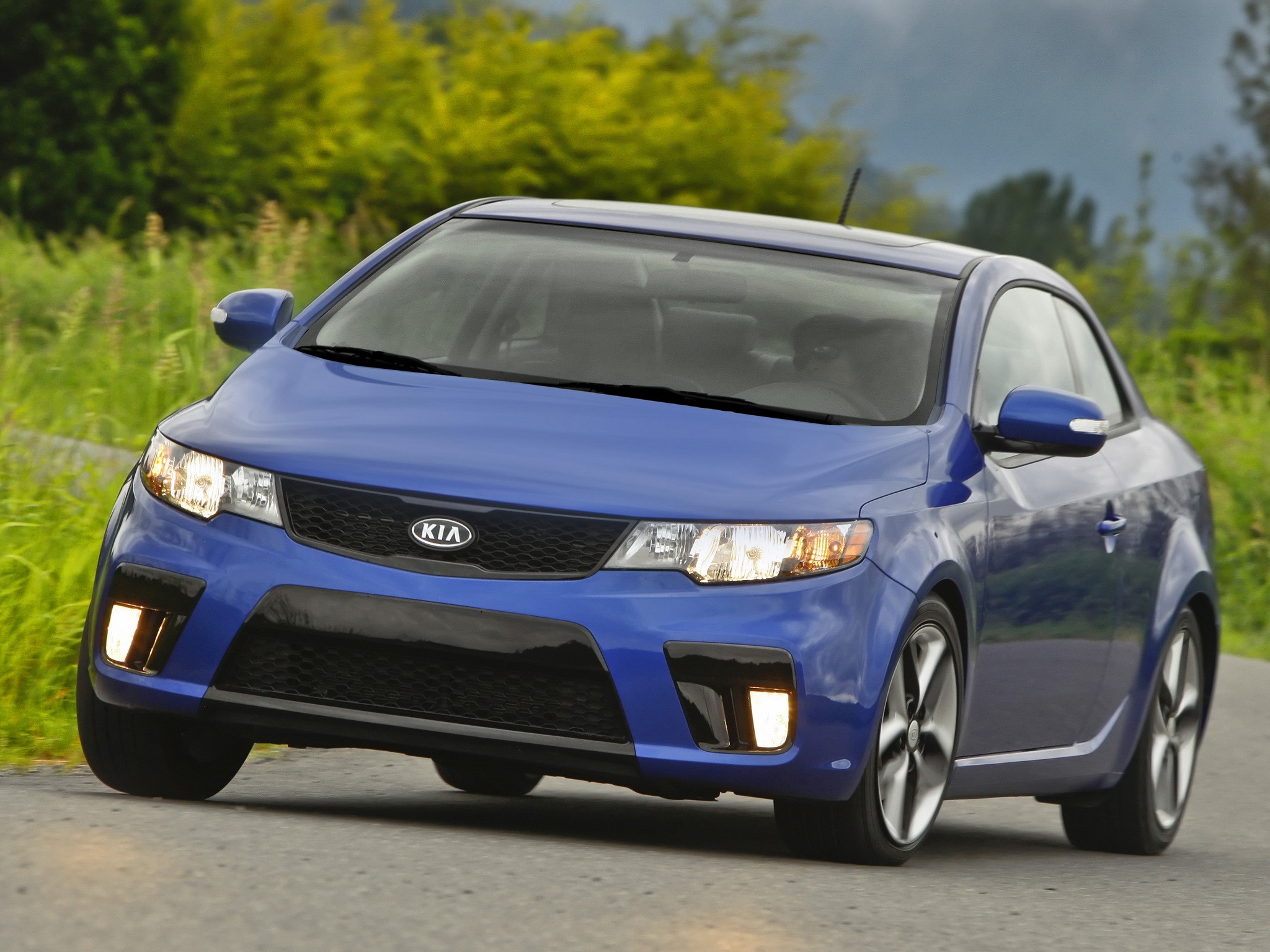 Kia Forte Koup photo 24