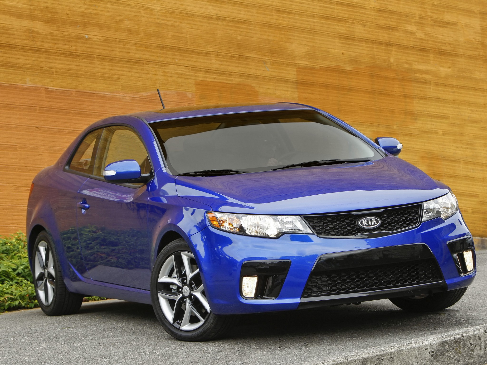 Kia Forte Koup photo 27