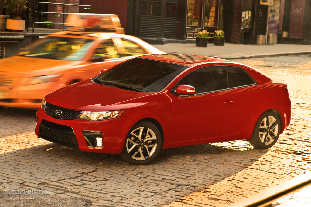 Kia Forte Koup photo 10