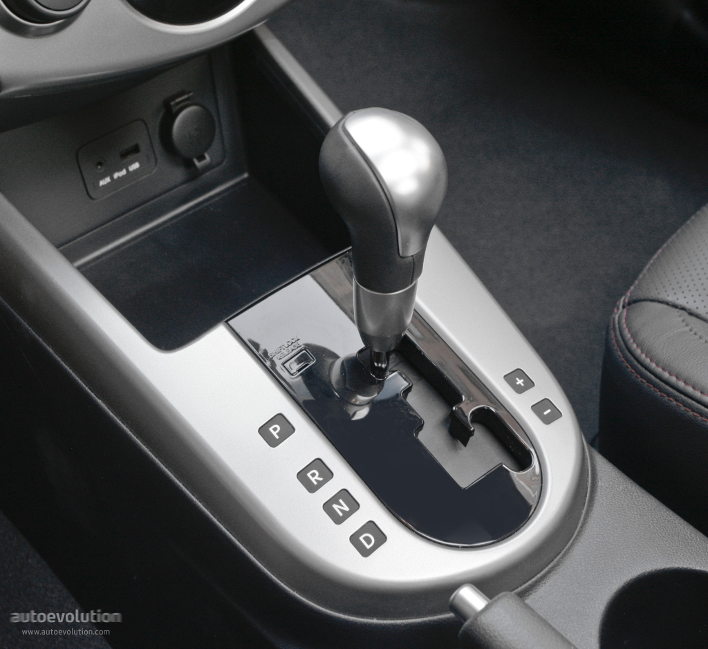 Kia Forte Koup photo 37