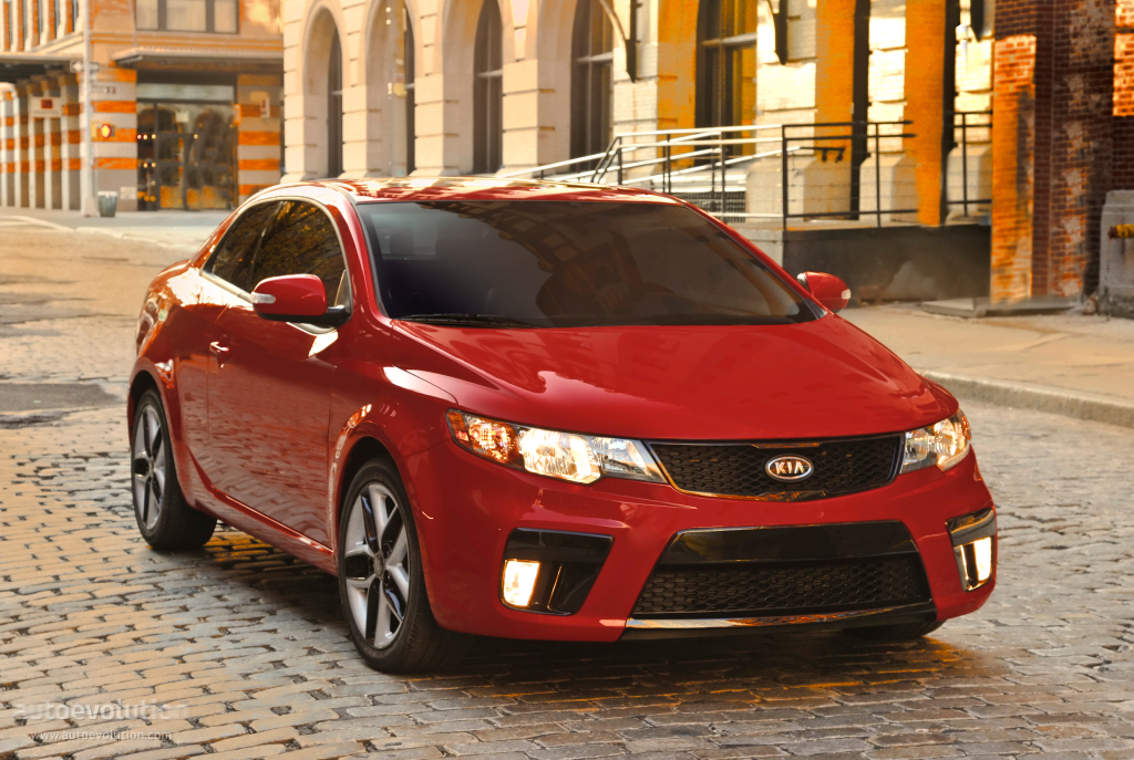 Kia Forte Koup photo 2