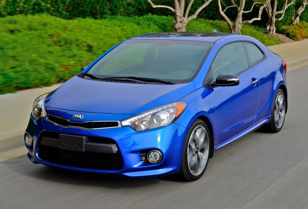 Kia Forte Koup photo 25