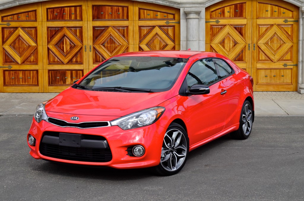 Kia Forte Koup photo 27
