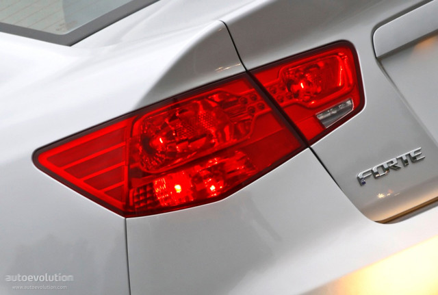 Kia Forte Foto 13