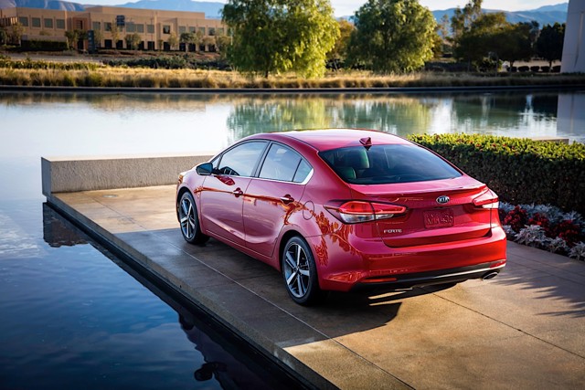 Kia Forte foto 7