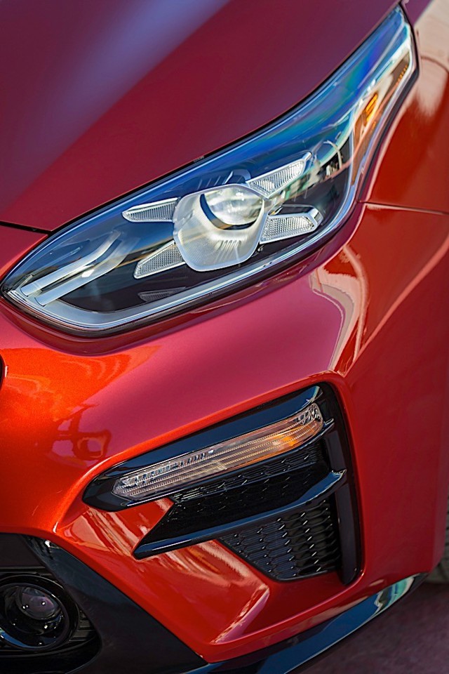 Kia Forte foto 11