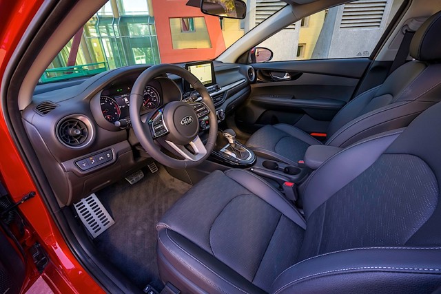 Kia Forte foto 30