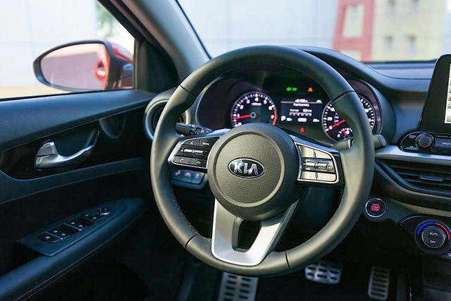 Kia Forte foto 27