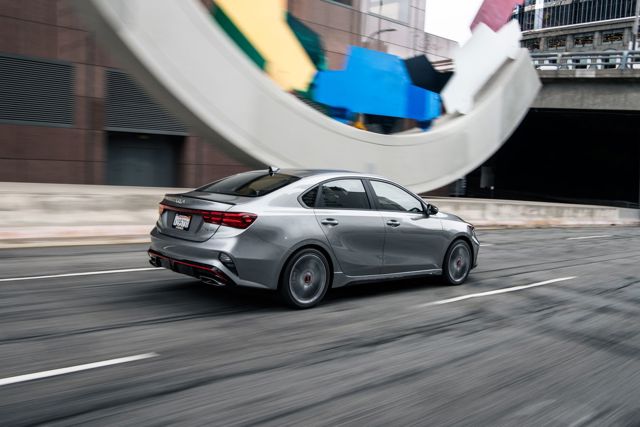Kia Forte Foto 5