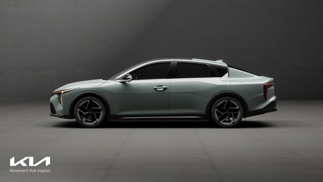 Kia K4 photo 4