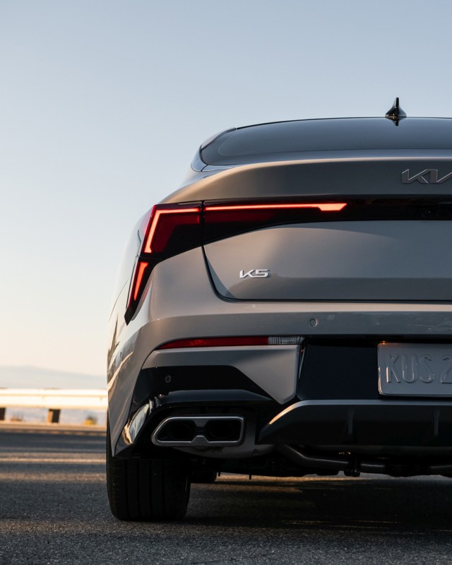Kia K5 photo 8