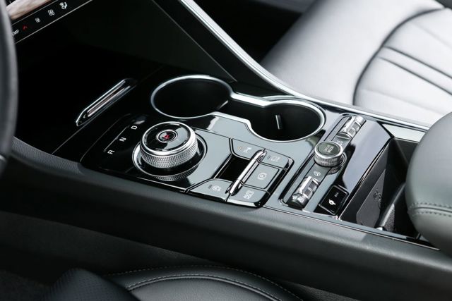 Kia K5 photo 41