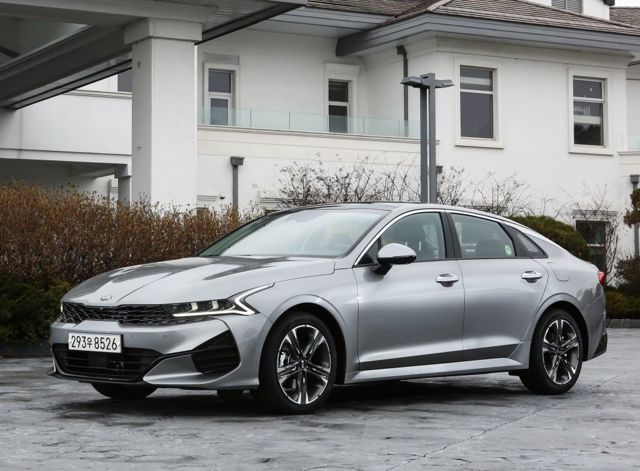 Kia K5 photo 12