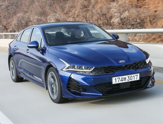 Kia K5 photo 13