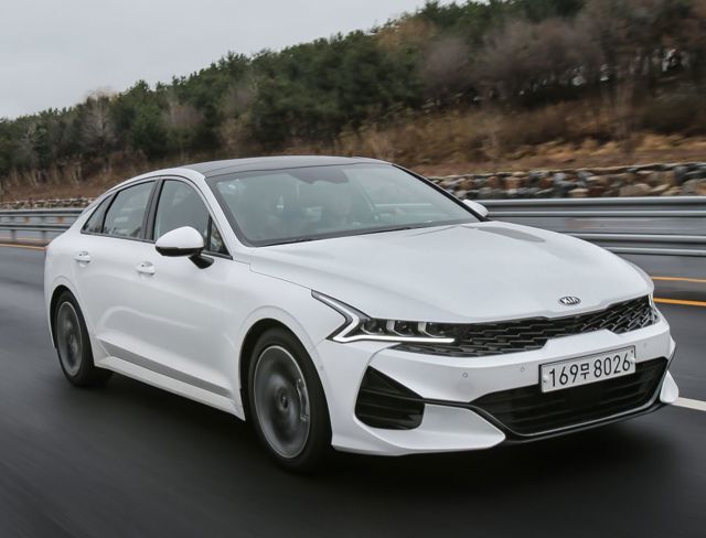 Kia K5 photo 33