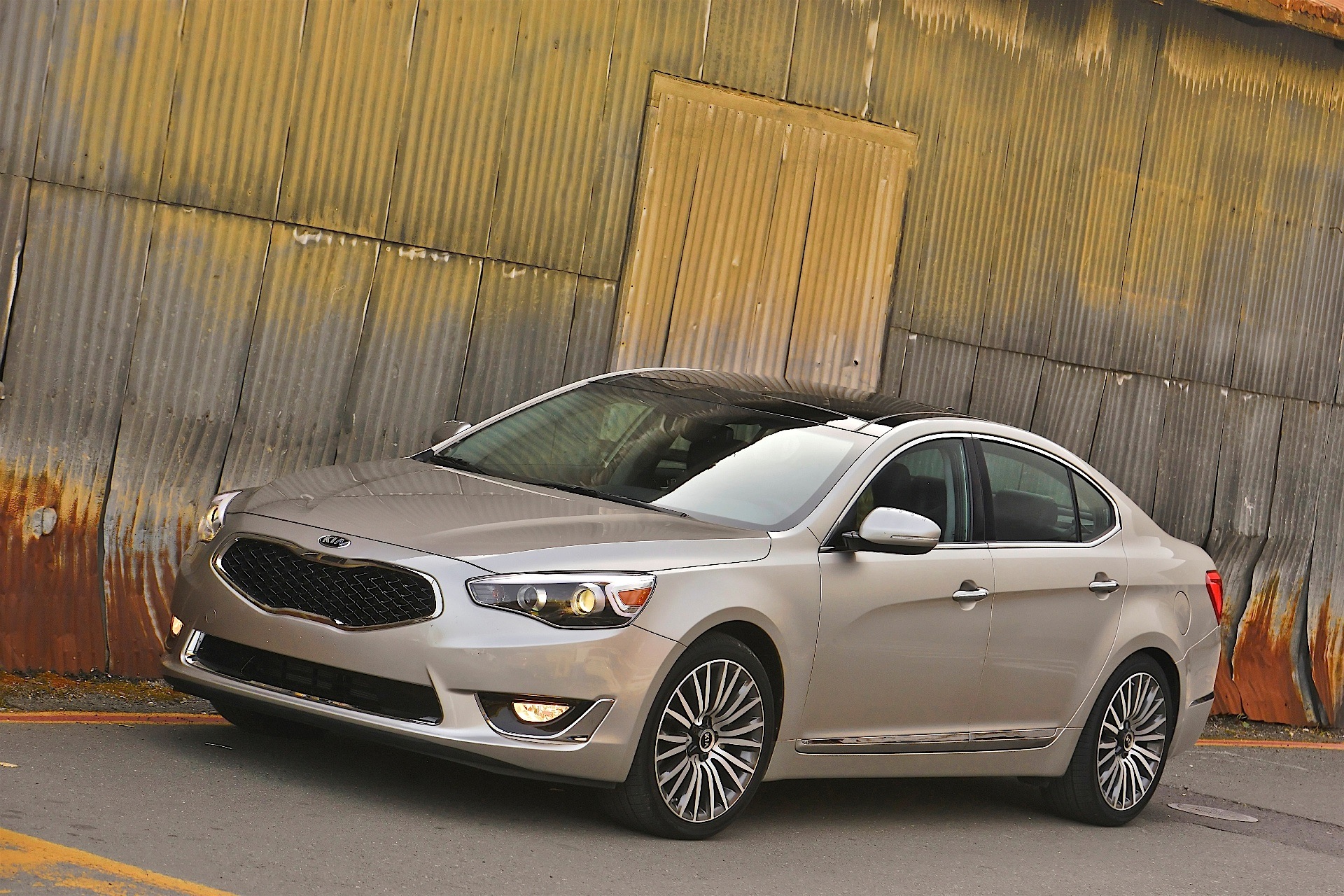 Kia K7 / Cadenza photo 7