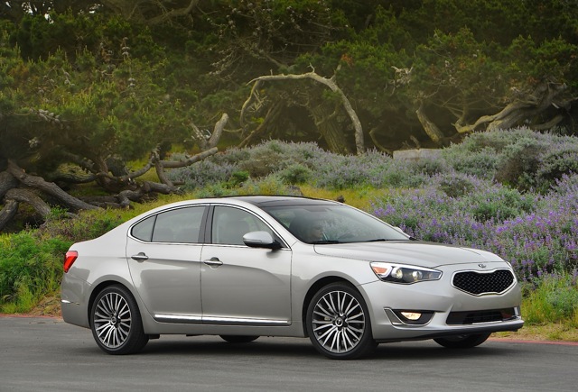 Kia K7 / Cadenza photo 15