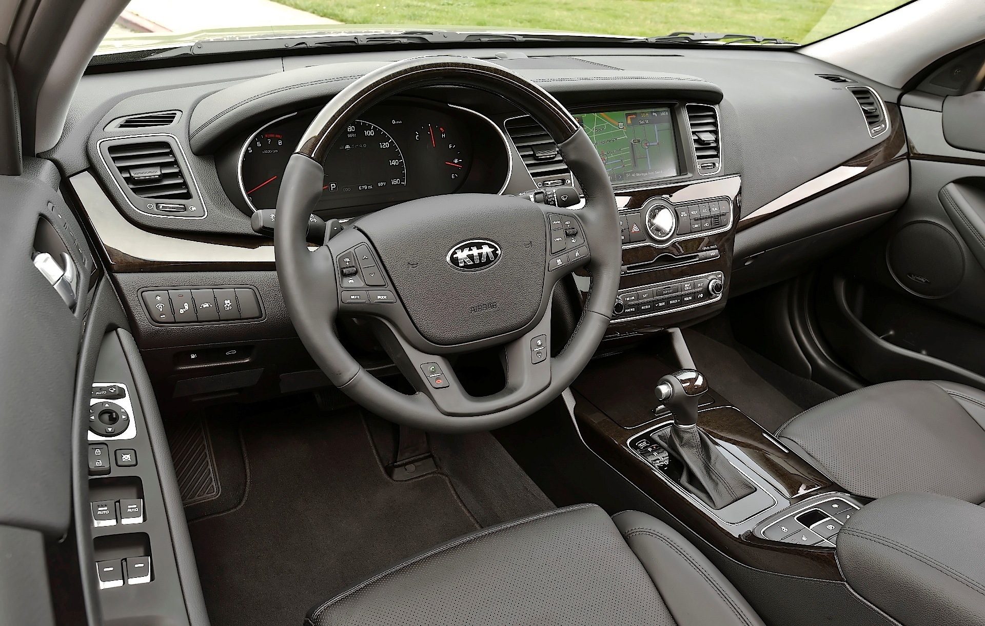 Kia K7 / Cadenza photo 55