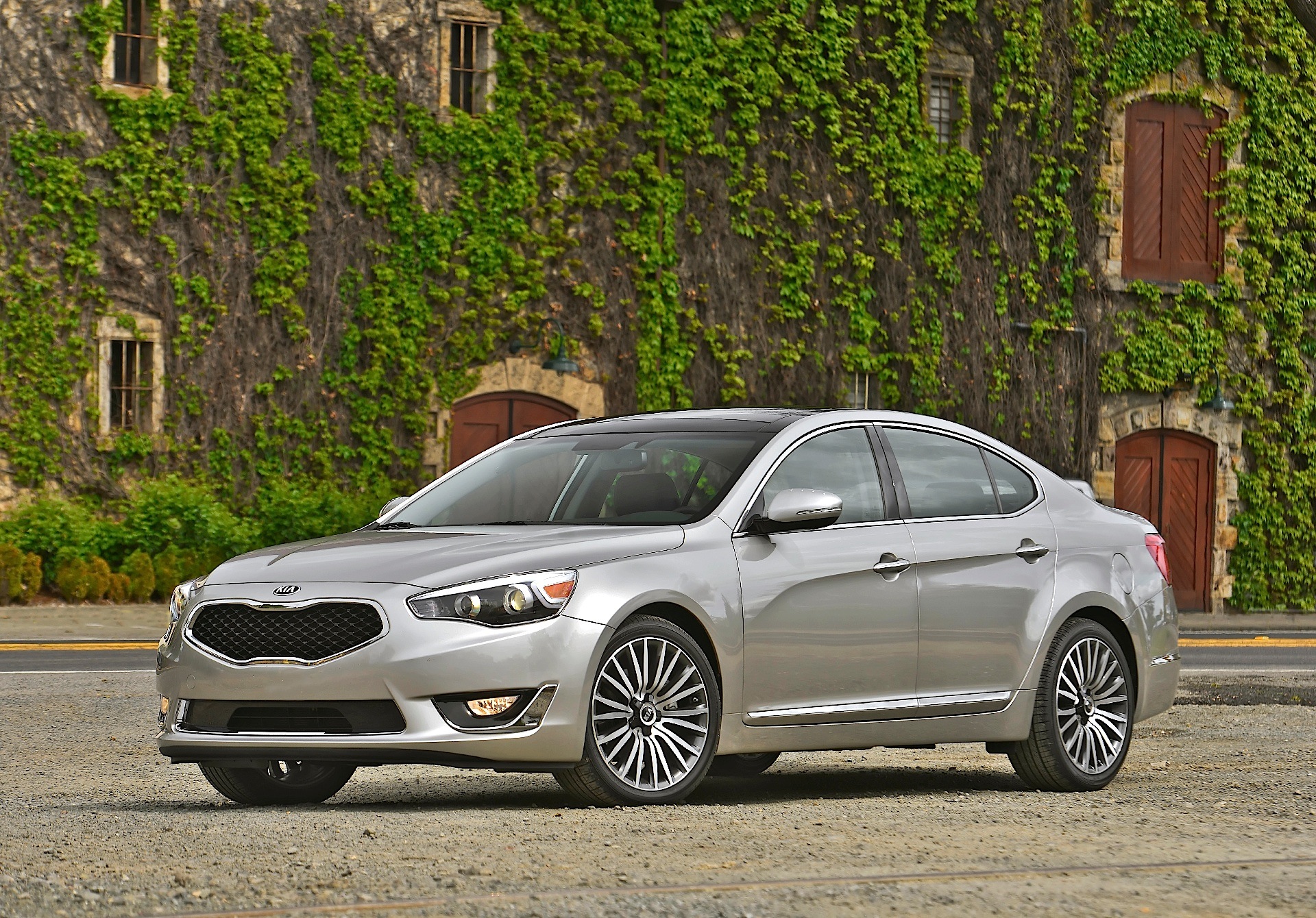 Kia K7 / Cadenza photo 25