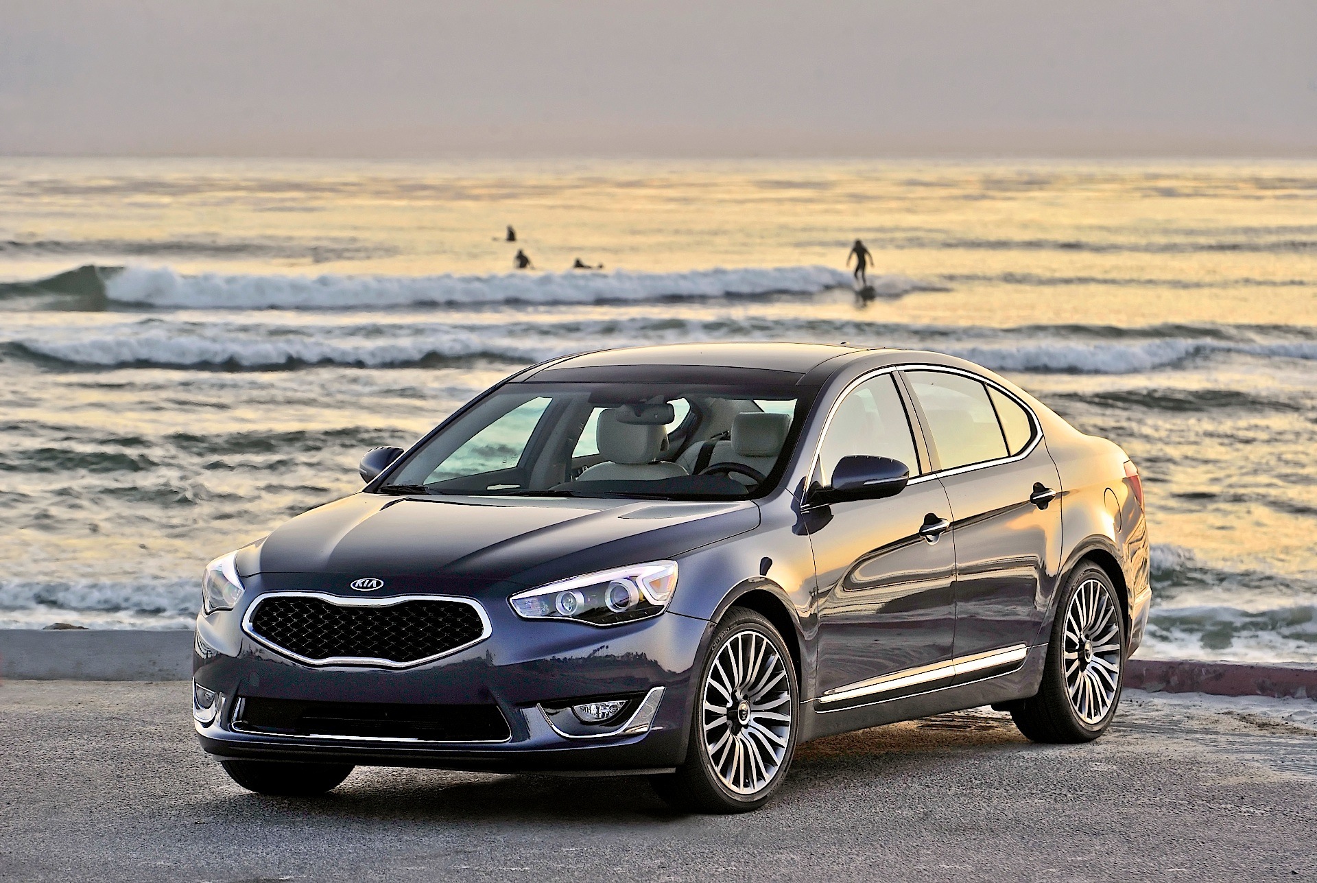 Kia K7 / Cadenza photo 30