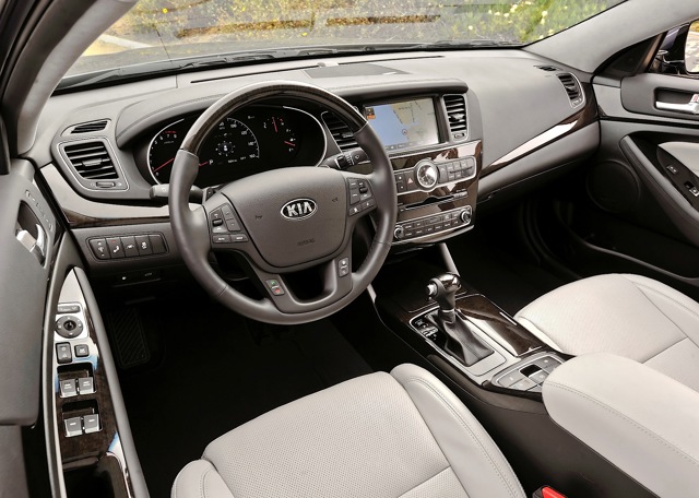 Kia K7 / Cadenza photo 69
