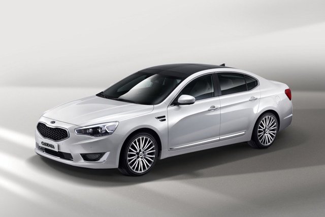 KIA K7 / Cadenza