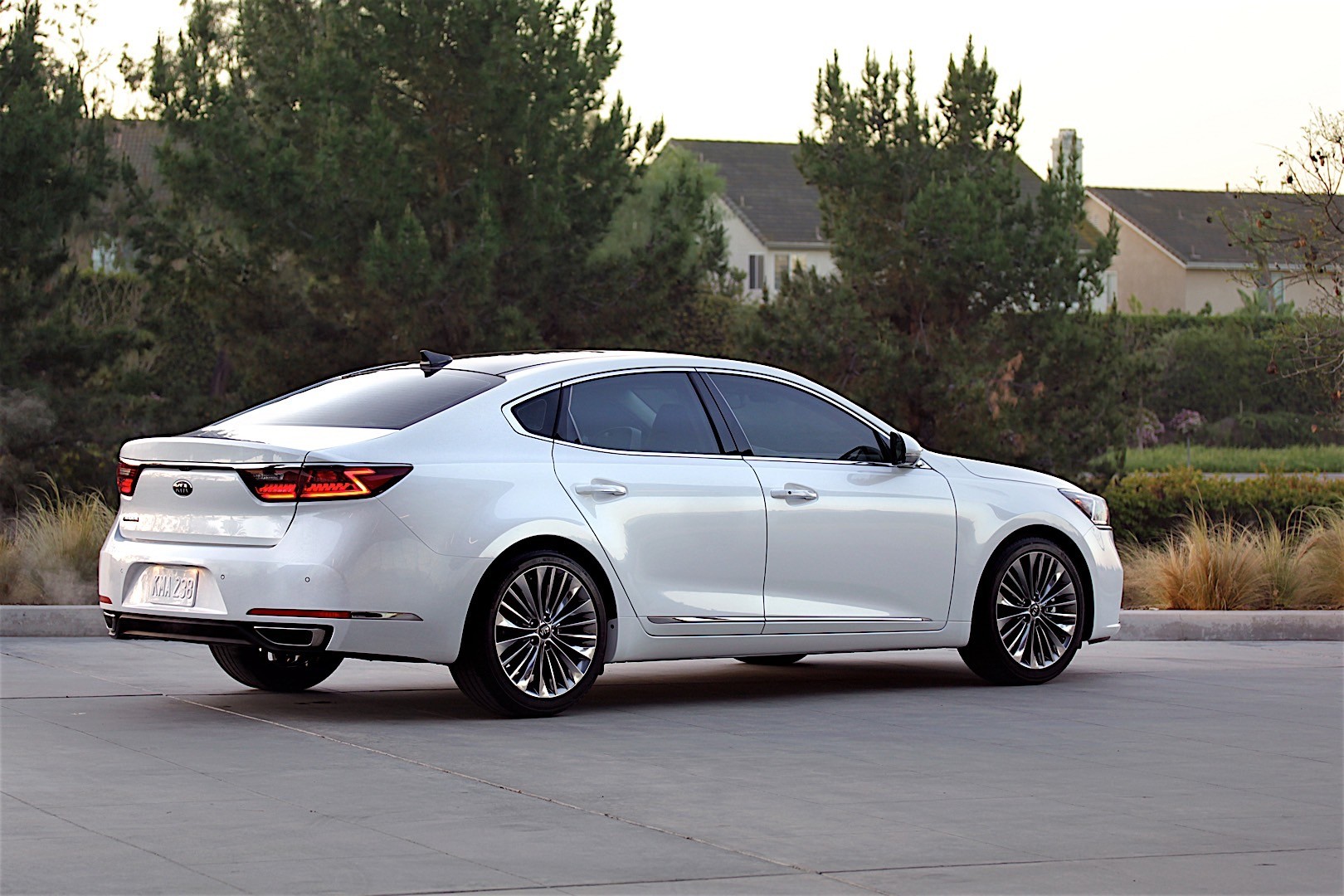 Kia K7 / Cadenza photo 4
