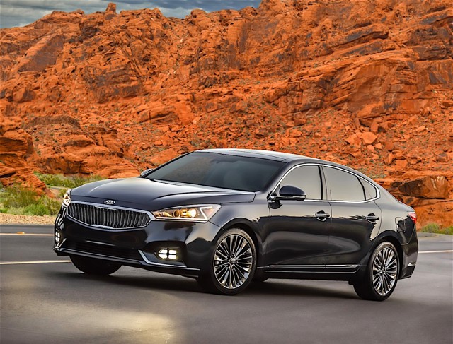 Kia K7 / Cadenza photo 8