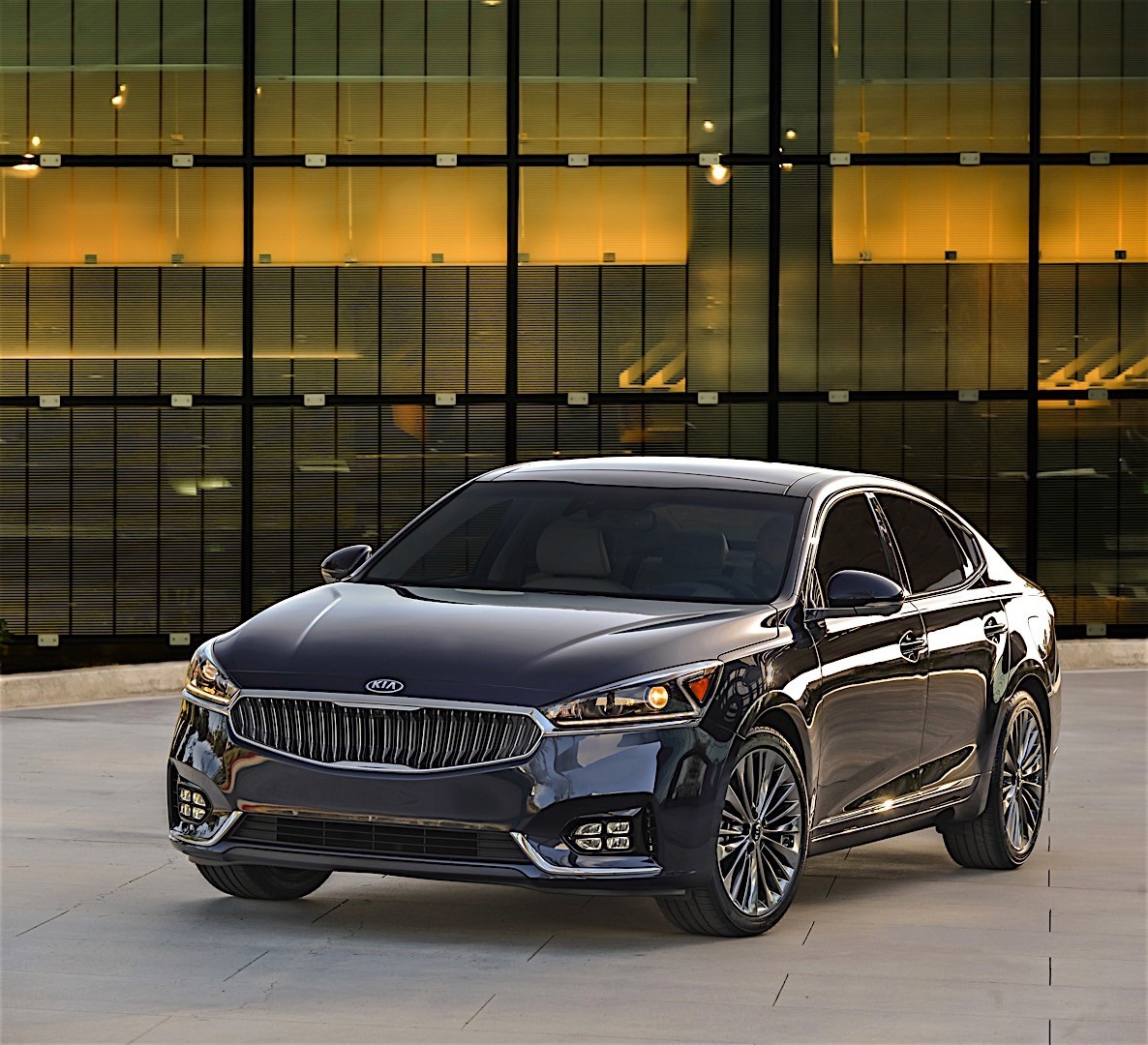 Kia K7 / Cadenza photo 22