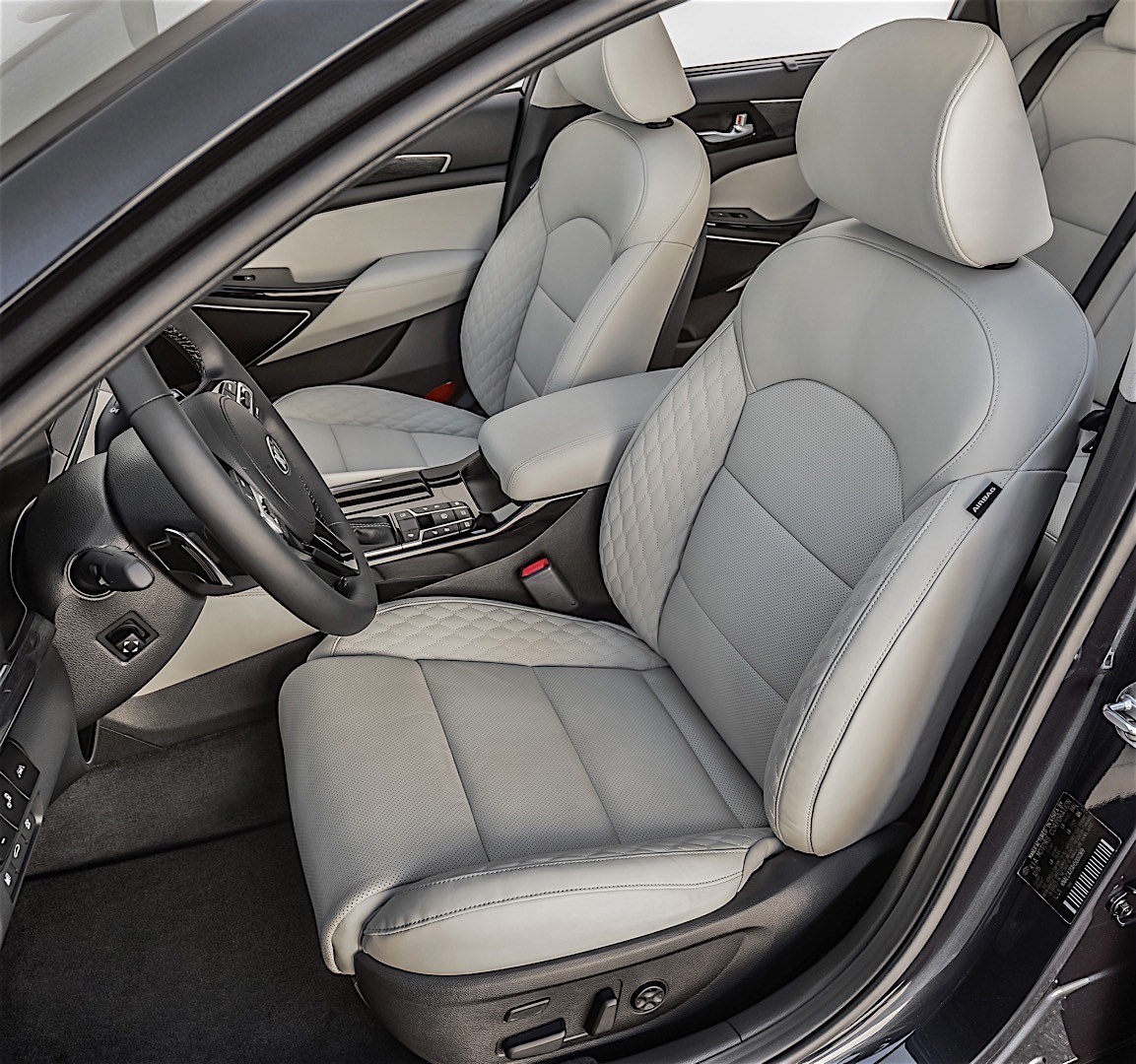 Kia K7 / Cadenza photo 25