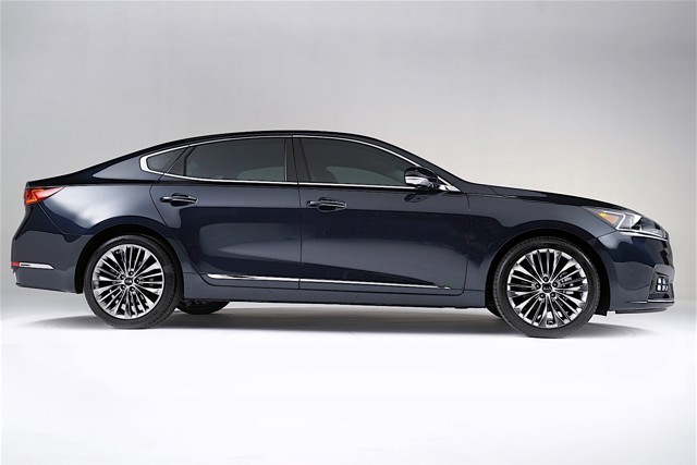 KIA K7 / Cadenza