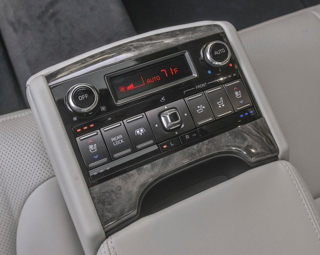 Kia K9 photo 60