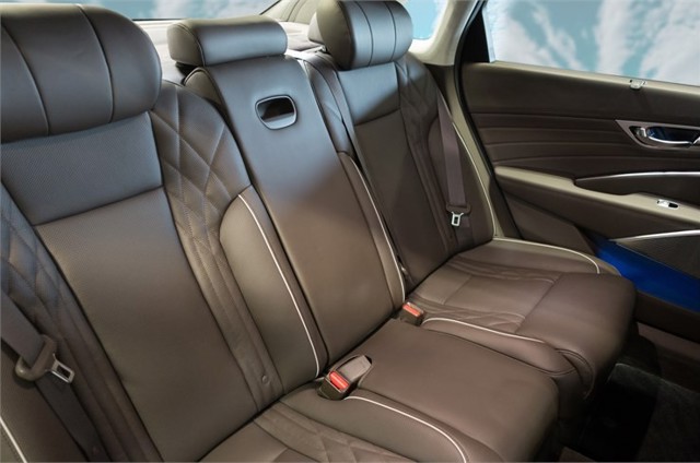 Kia K9 photo 20