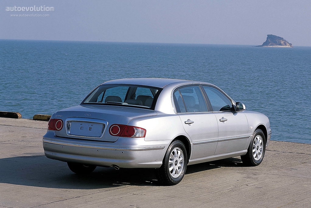 Kia Opirus / Amanti photo 5